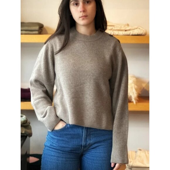 Naadam Luxe 100% Cashmere Utility Crew Neck Sweater Timber Brown Medium EUC - Picture 1 of 7